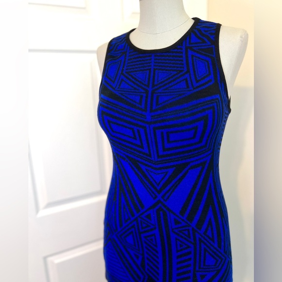 NWOT Forever 21 Black Blue GeO Print Knit Bodycon Stretch Women’s Dress Large - Picture 3 of 6